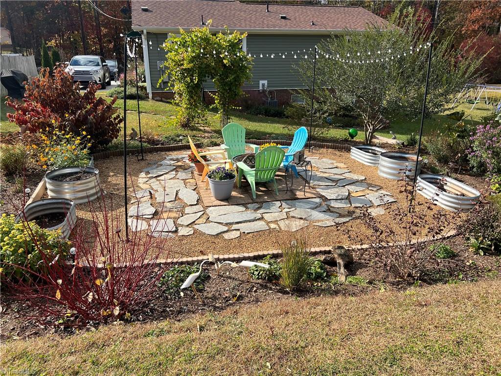 270 Mt Pleasant Church Road State Road, NC 28676 - Photo 5 of 37