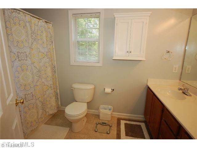5550 Jason Road Greensboro, NC 27405 - Photo 10 of 16 Exterior Front. Spacious Master Bathroom