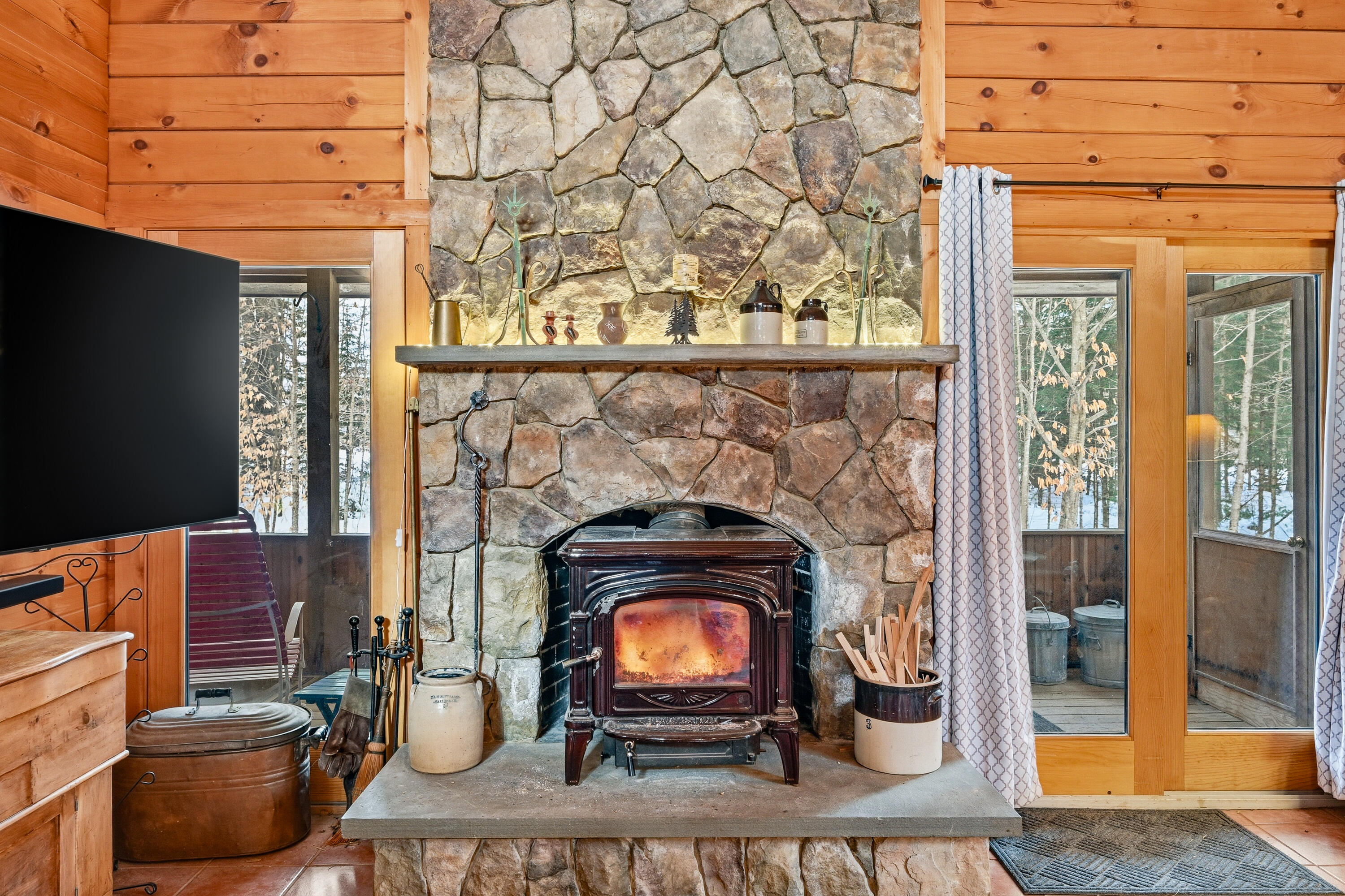 1124 Middle Road New Portland, ME 04961 - Photo 13 of 51 110341gr-122