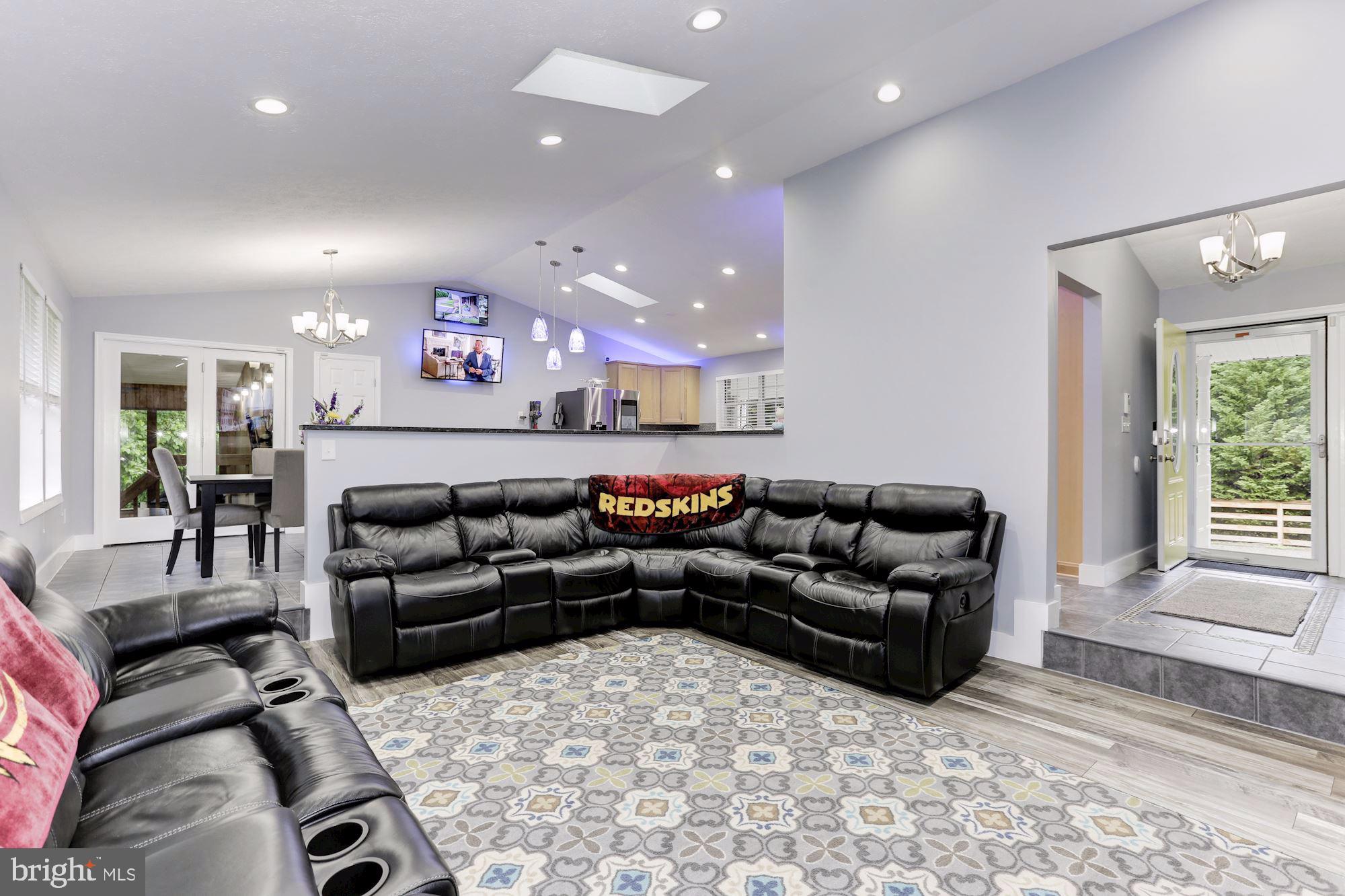 1723 Bayside Beach Road Pasadena, MD 21122 - Photo 12 of 67 Gallery Image 12