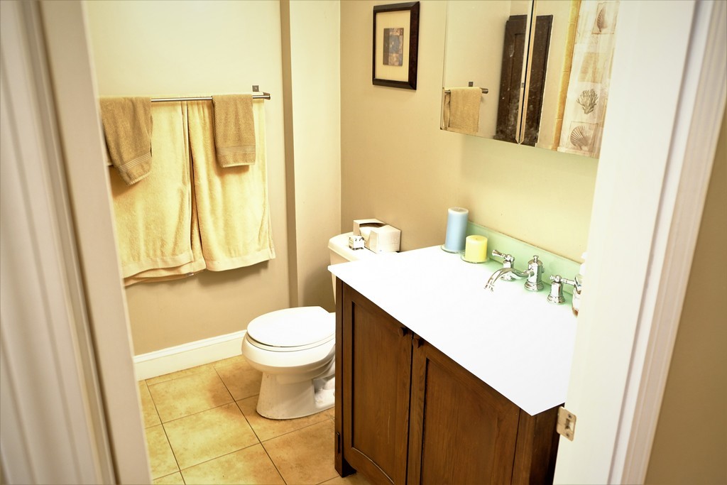 754 East 4th Street, Unit 1 Boston, MA 02127 - Photo 4 of 8