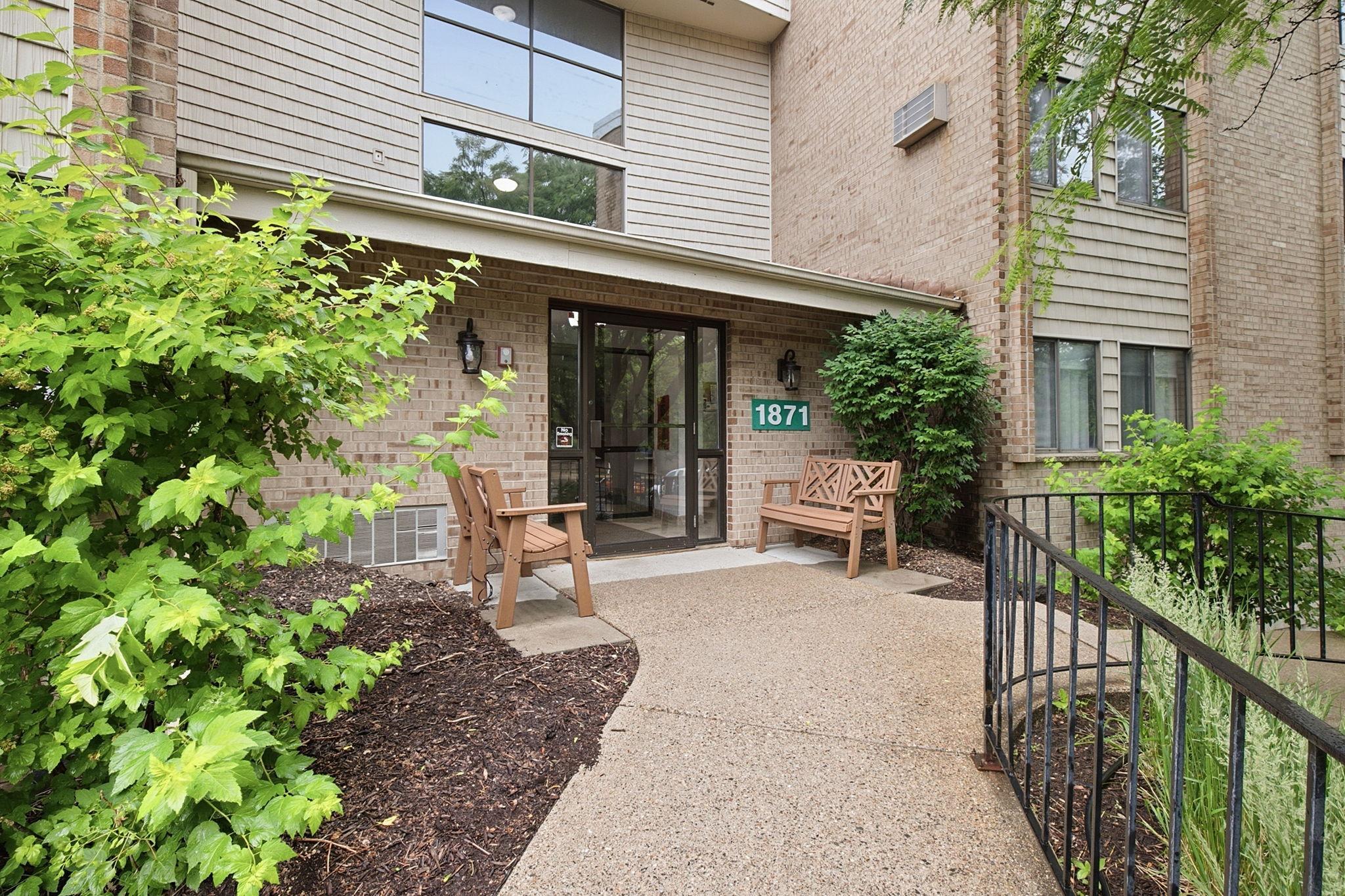 1871 Silver Bell Road, Unit 107 Eagan, MN 55122 - Photo 3 of 30 Gallery Image 3