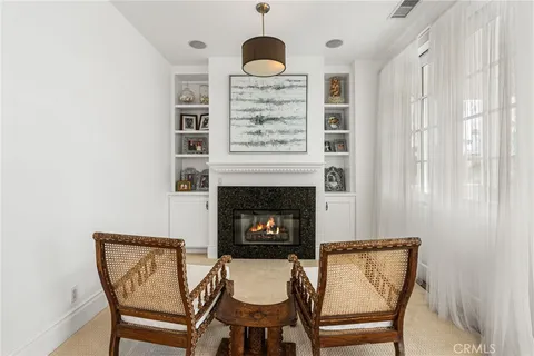 $5,250,000 | 320 Heliotrope Avenue, Corona del Mar, CA 92625