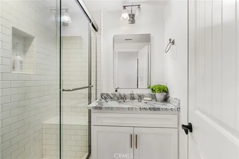 $5,250,000 | 320 Heliotrope Avenue, Corona del Mar, CA 92625