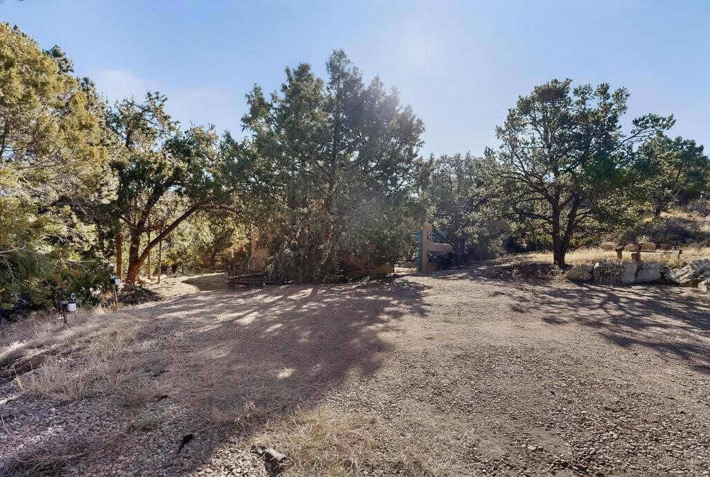 200 Ojo De La Vaca Road Santa Fe, NM 87508 - Photo 36 of 42 Ample parking