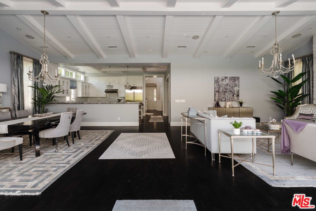 356 East Rustic Road Santa Monica, CA 90402 - Photo 16 of 31