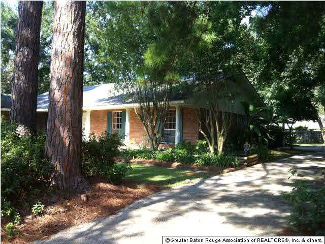 861 Sinclair Drive Baton Rouge, LA 70815 - Photo 1 of 20