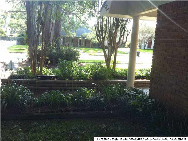861 Sinclair Drive Baton Rouge, LA 70815 - Photo 3 of 20