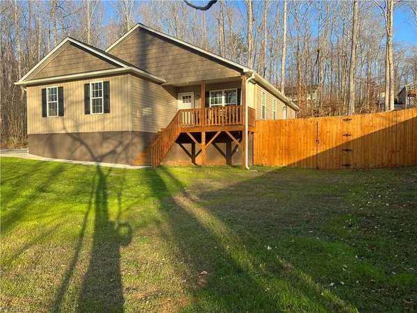 $343,000 | 555 Lake Drive 9, Lexington, NC 27292