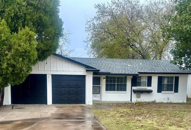 $2,400 | 1511 Laurel Lane, Plano, TX 75074