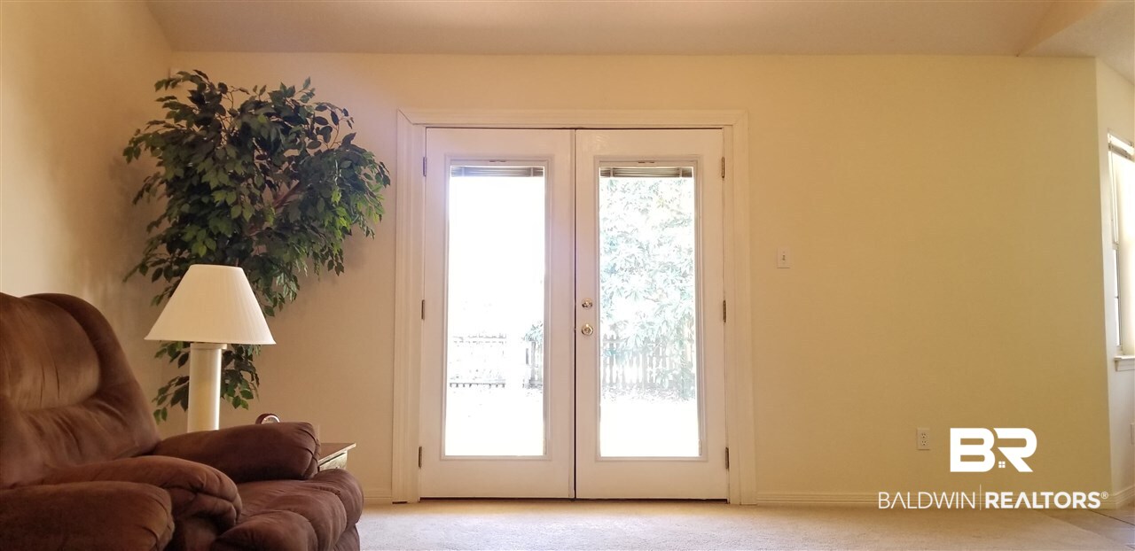 20086 Pecan Trace Fairhope, AL 36532 - Photo 8 of 44 Living Room