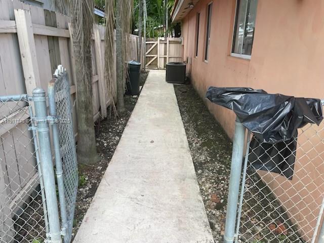 14604 Southwest 60th Terrace Miami, FL 33183 - Photo 28 of 55 a view of a backyard of a house