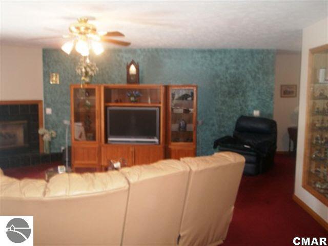 7218 South Whiteville Road Shepherd, MI 48883 - Photo 4 of 22 1774309-3.JPG