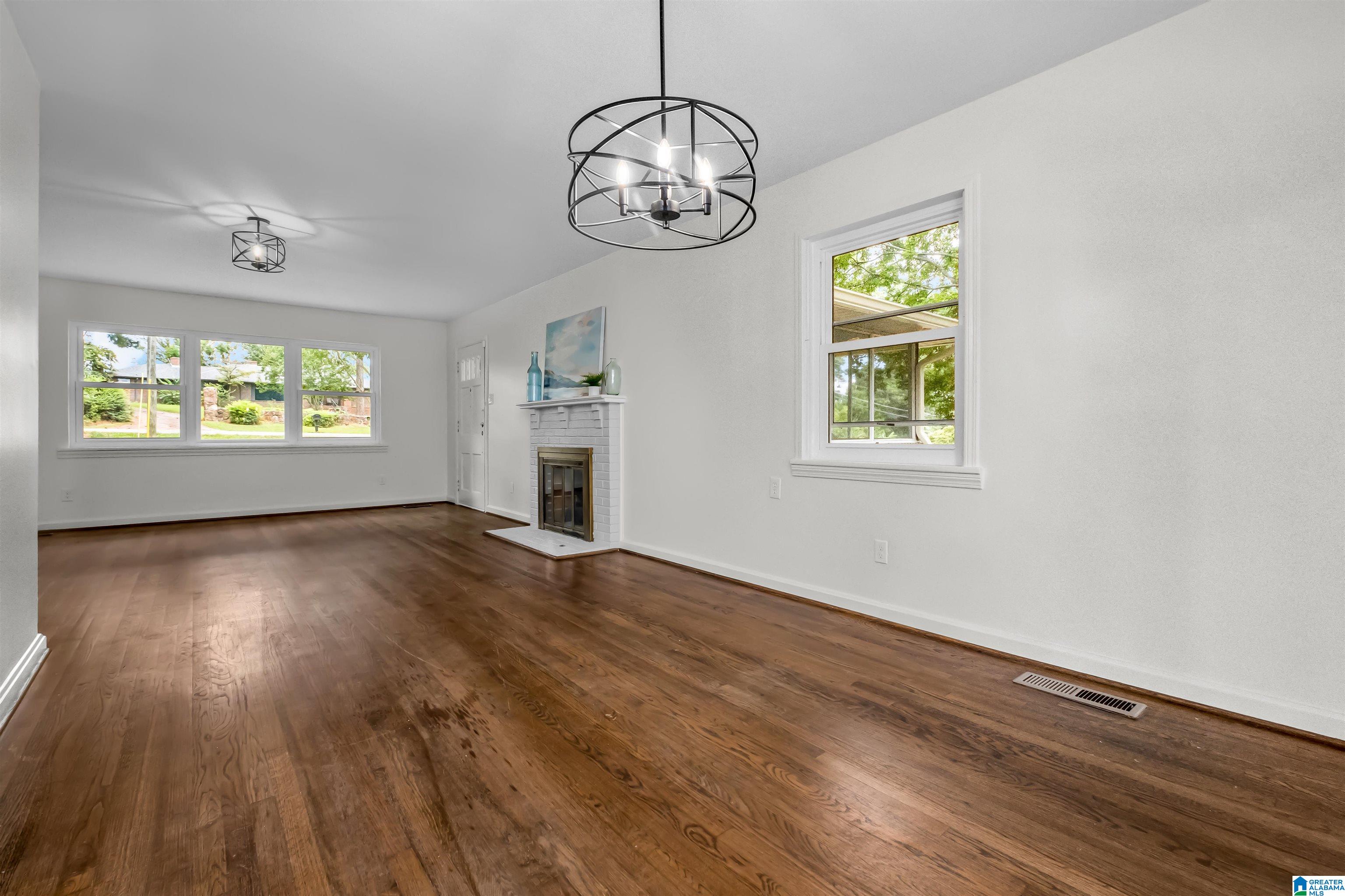 1529 Shades Crest Road Birmingham, AL 35226 - Photo 7 of 30