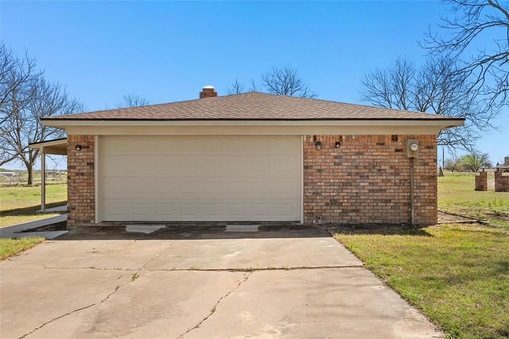 824 Iron Bridge Road Lorena, TX 76655 - Photo 29 of 36