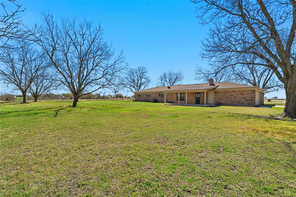 824 Iron Bridge Road Lorena, TX 76655 - Photo 33 of 36