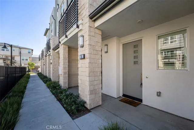 $1,025,000 | 1415 West Cara Drive, Anaheim, CA 92805