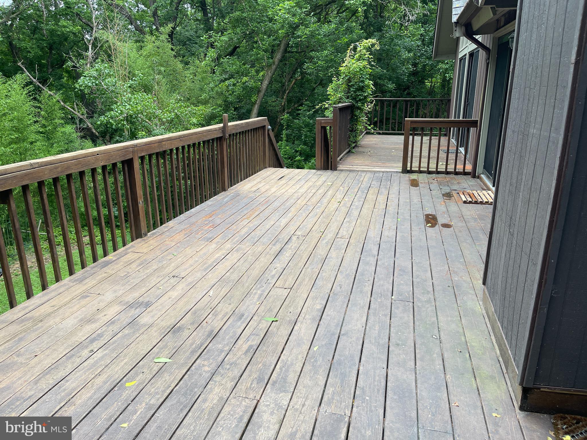 175 Howellsville Road Front Royal, VA 22630 - Photo 9 of 18 a balcony with wooden floor