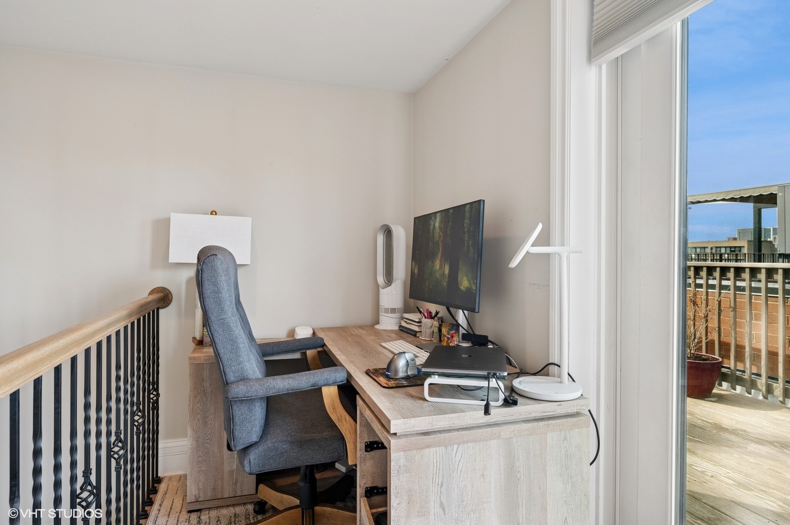 1238 West Jackson Boulevard, Unit 4W Chicago, IL 60607 - Photo 15 of 20