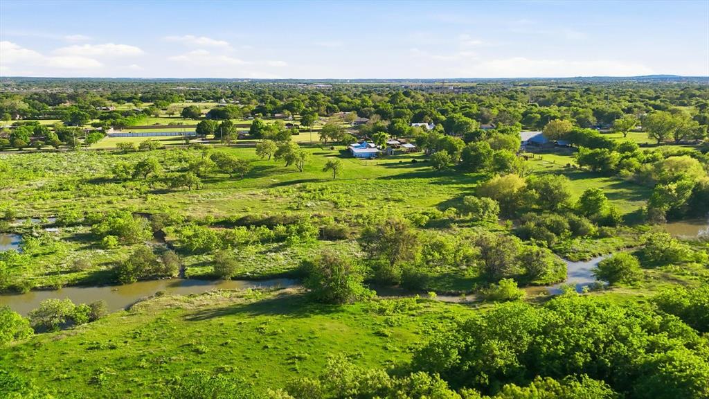 1601 Oak Grove Road East Fort Worth, TX 76140 - Photo 4 of 31 a view of a green field