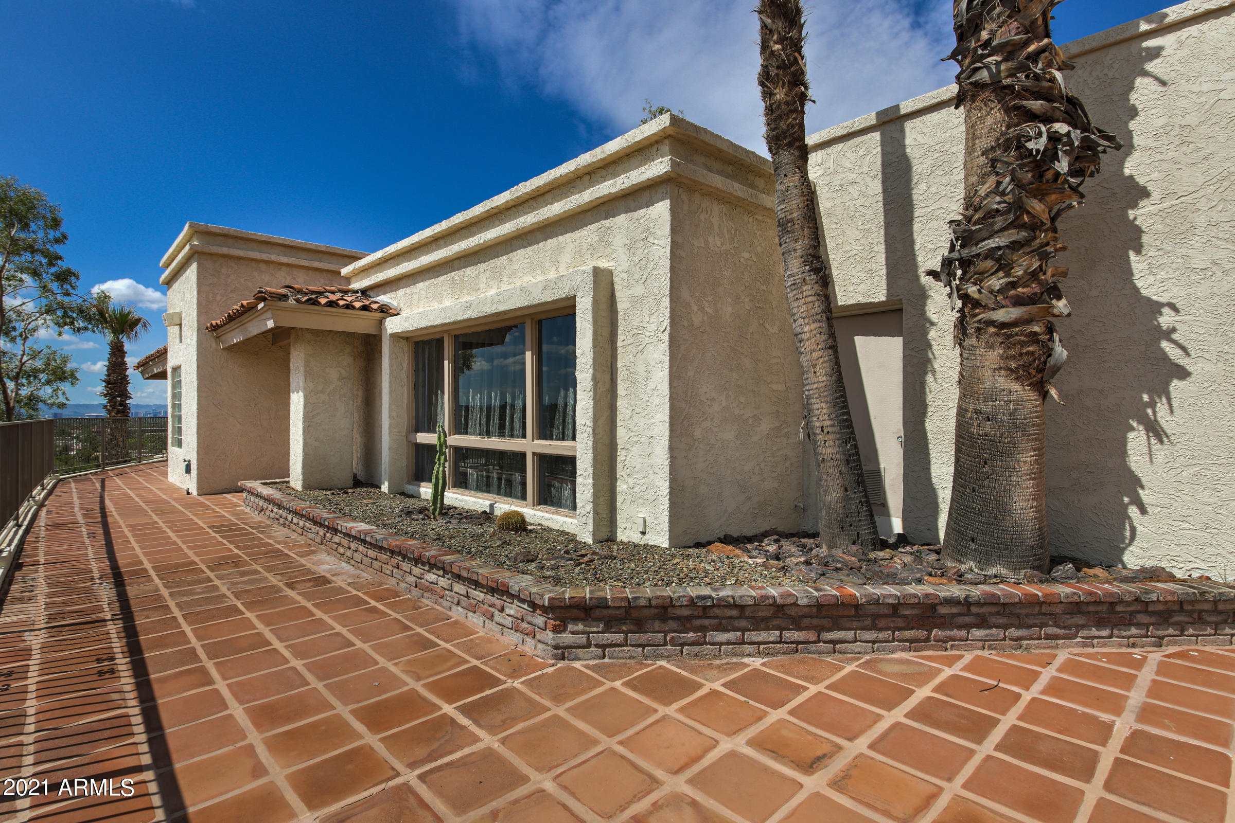 7720 North 17th Street Phoenix, AZ 85020 - Photo 2 of 51 7720 N 17th St-2