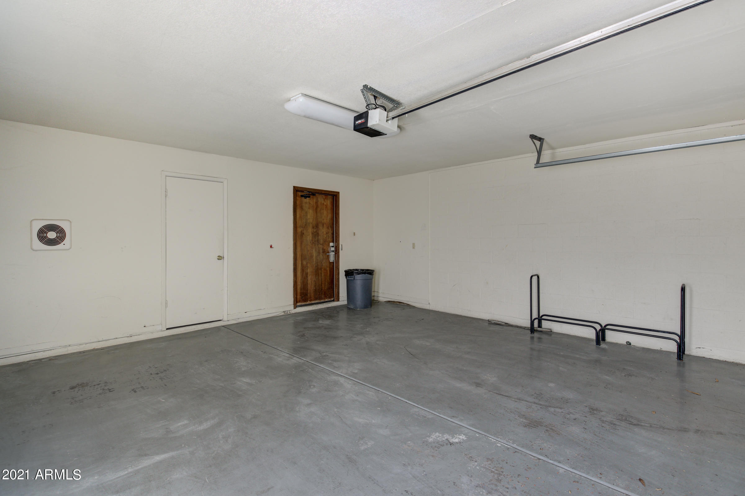 7720 North 17th Street Phoenix, AZ 85020 - Photo 35 of 51 7720 N 17th St-49