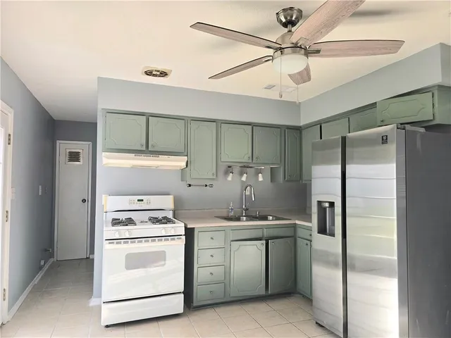 $1,400 | 641 Wiegand Drive, Bridge City, LA 70094