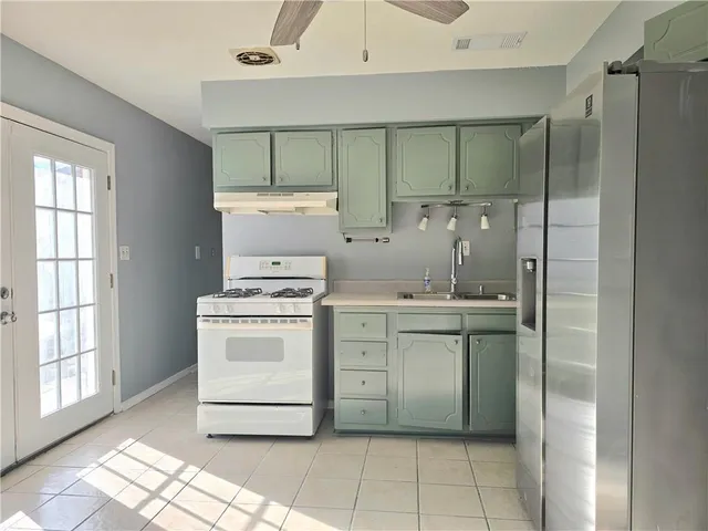 $1,400 | 641 Wiegand Drive, Bridge City, LA 70094