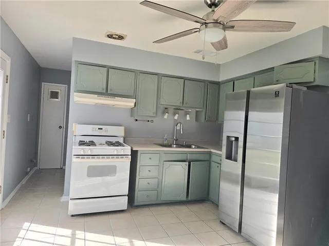 $1,400 | 641 Wiegand Drive, Bridge City, LA 70094