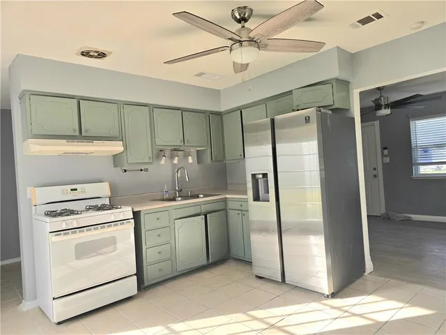 $1,400 | 641 Wiegand Drive, Bridge City, LA 70094