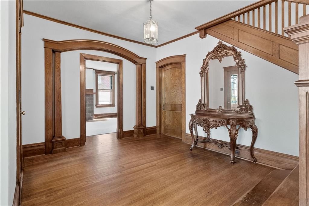 1306 Ridge Avenue, Unit 1 Coraopolis, PA 15108 - Photo 2 of 20