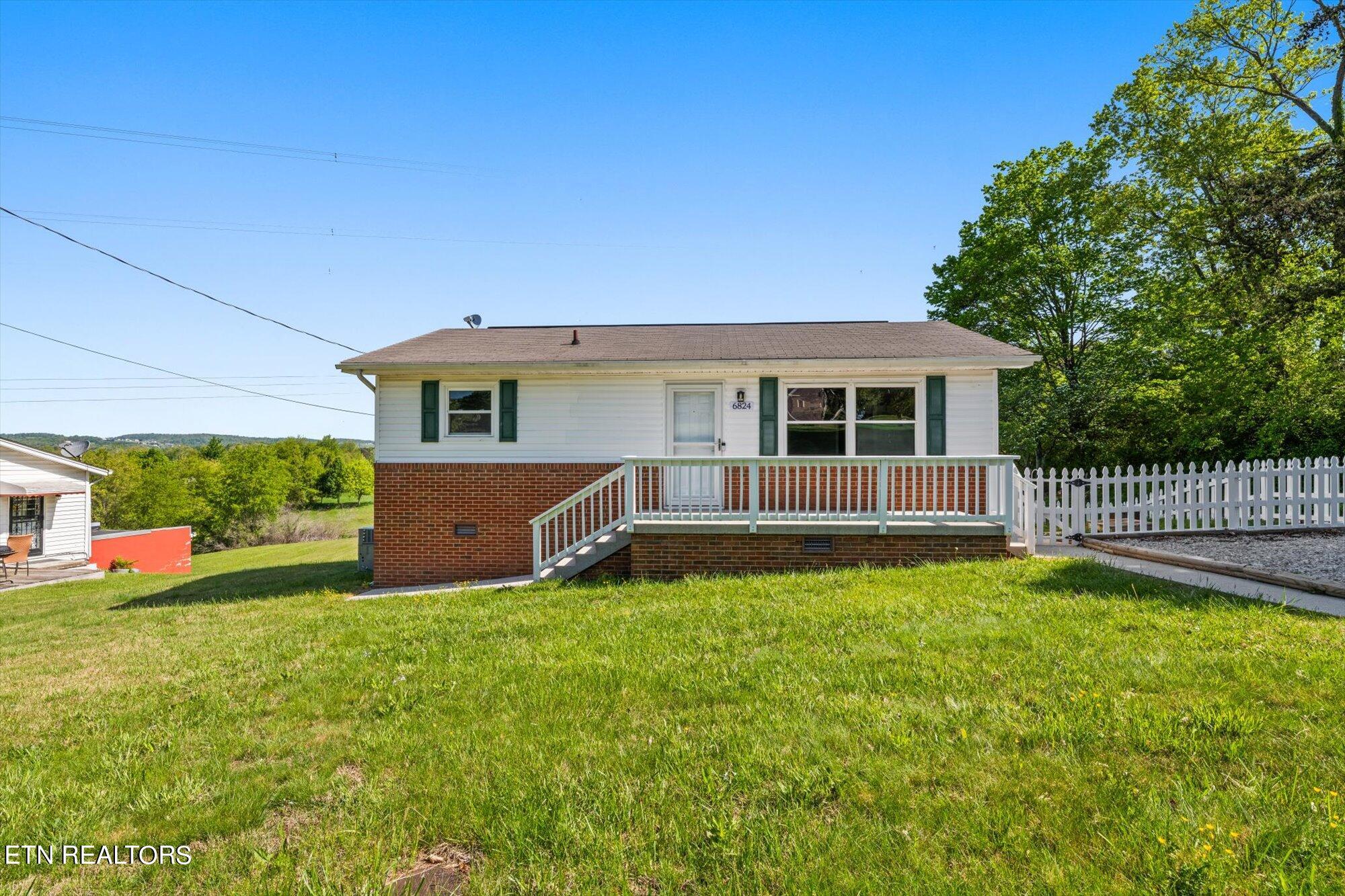 6824 Fairview Road Corryton, TN 37721 - Photo 1 of 17 02-6824-Fairview-Rd-Corryton-TN-2