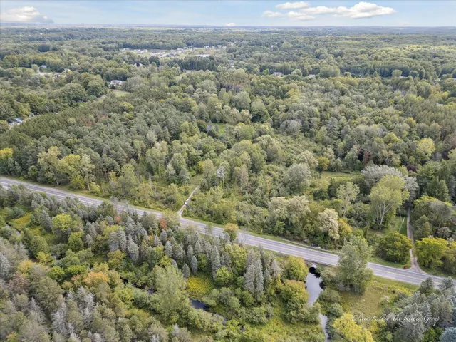 $250,000 | 11510 Algoma Avenue Northeast, Sparta, MI 49345