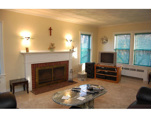 89 St Agatha Road Milton, MA 02186 - Photo 4 of 6 Gallery Image 4