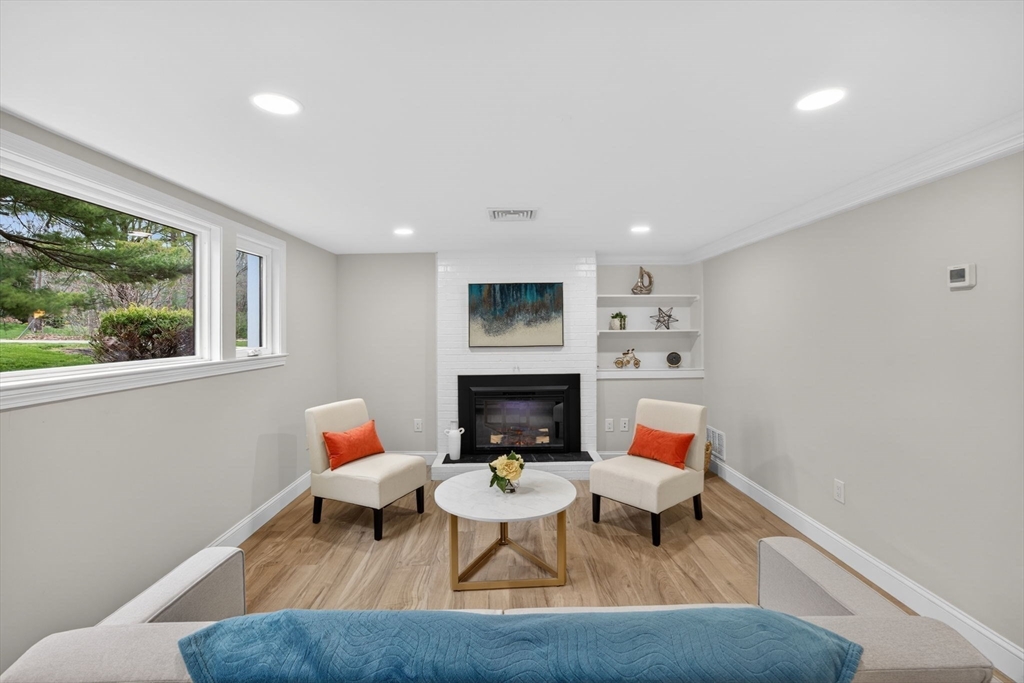 1 Hunter Drive Andover, MA 01810 - Photo 30 of 41