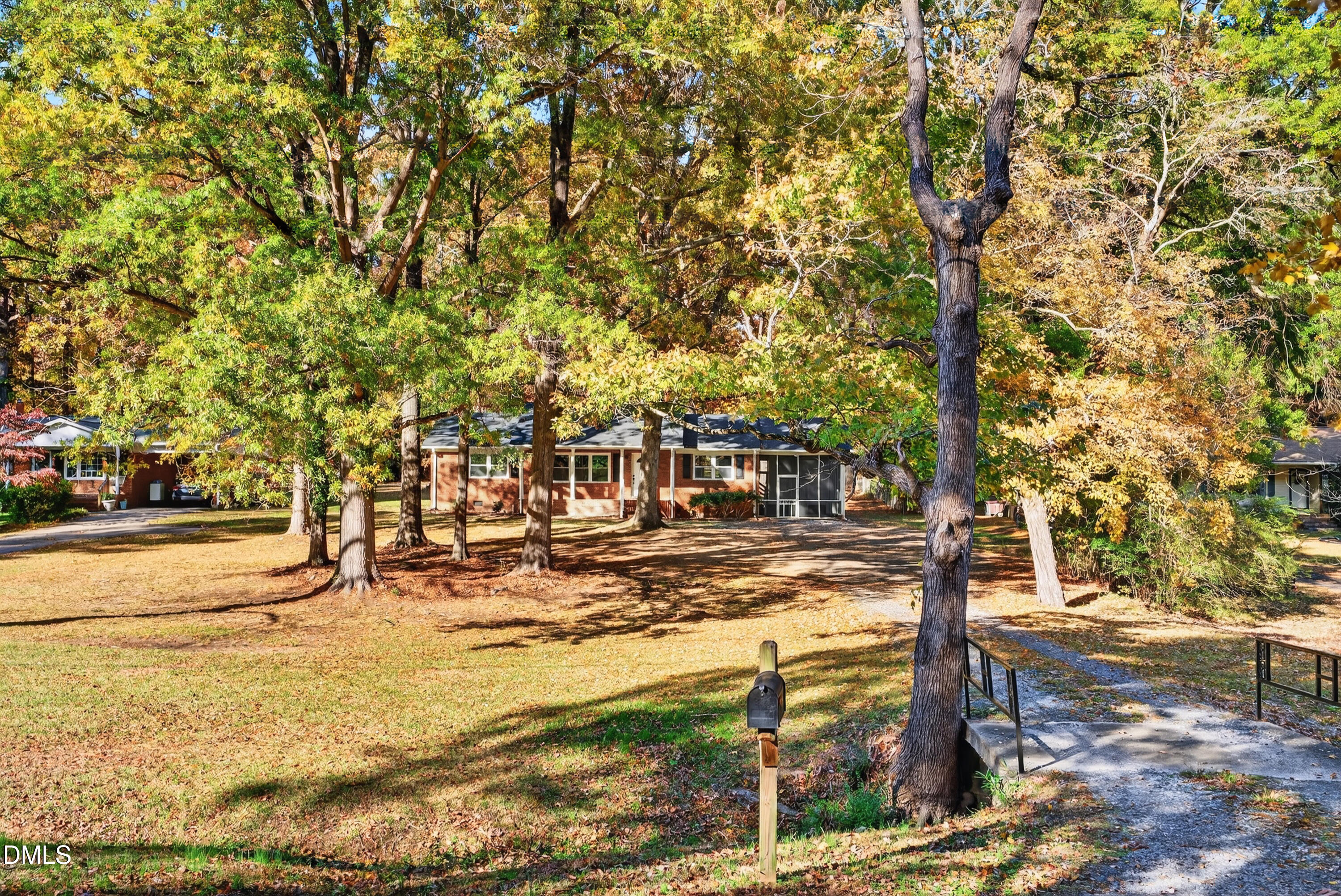 145 Barclay Road Durham, NC 27712 - Photo 3 of 23 DSC02384-Edit