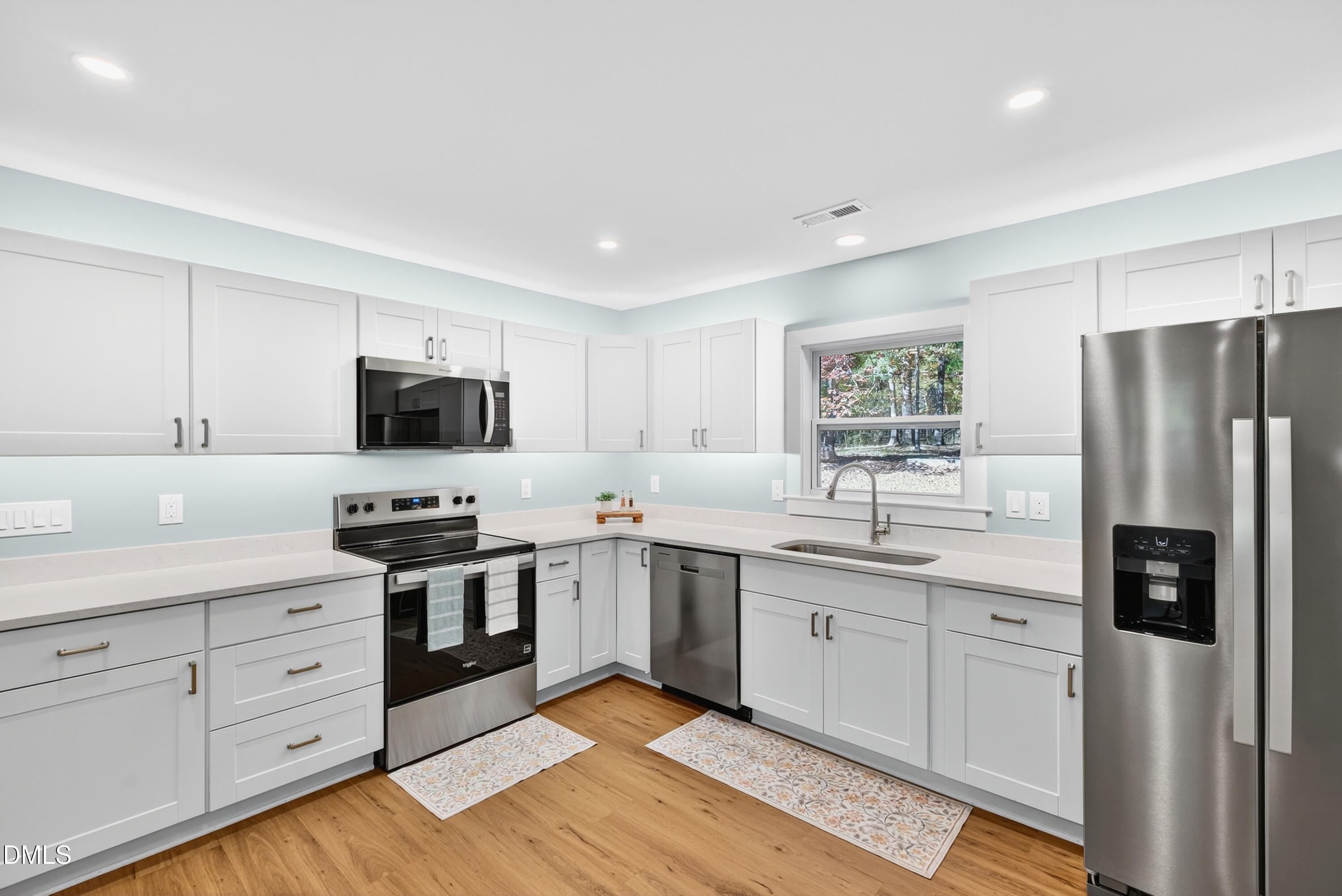 145 Barclay Road Durham, NC 27712 - Photo 7 of 23 DSC02324