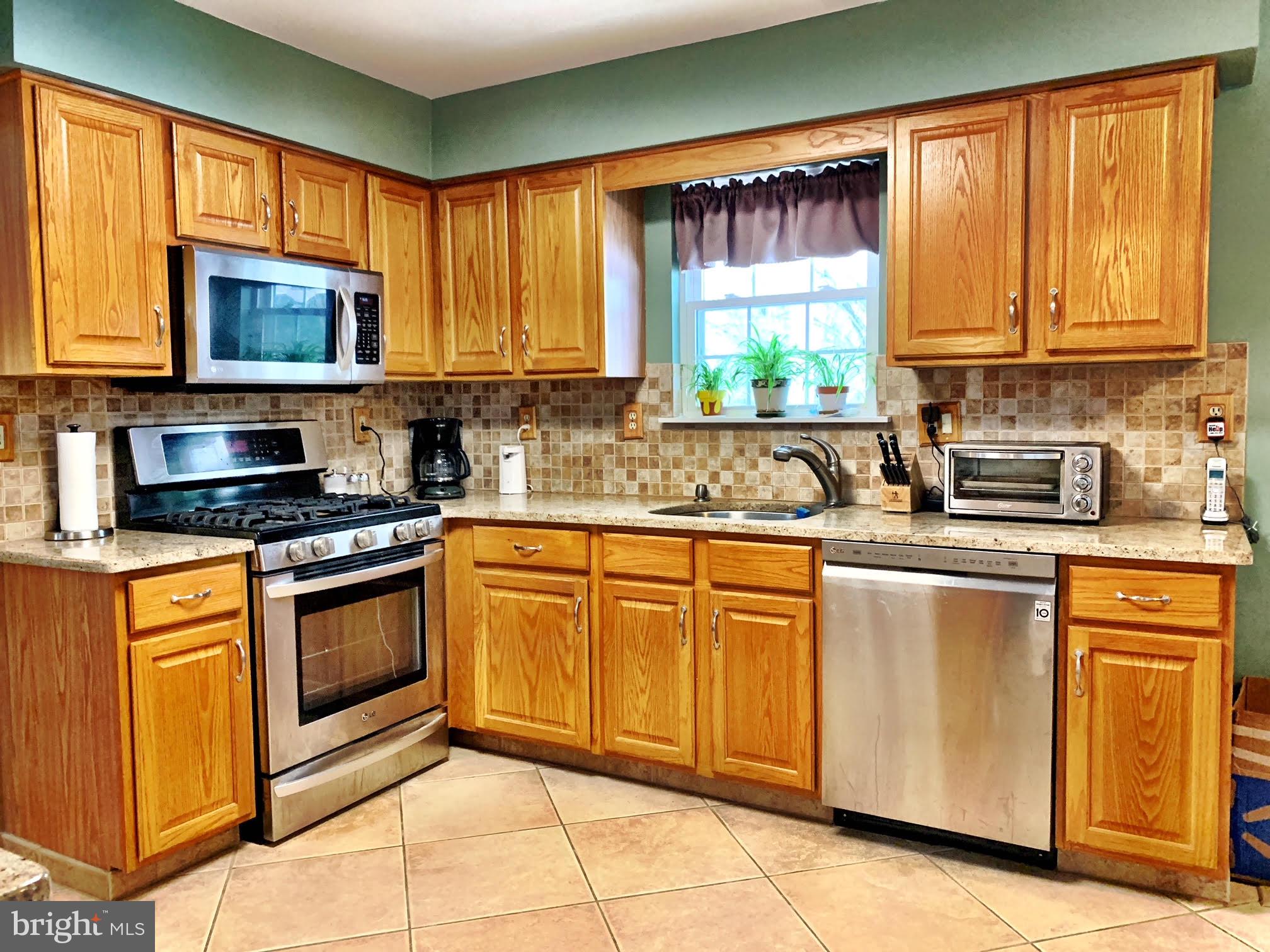 49 Valley Forge Road Bordentown, NJ 08505 - Photo 9 of 31 Gallery Image 9