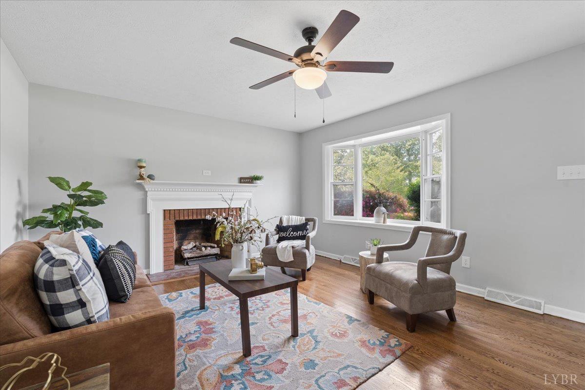 2046 North Amherst Highway Amherst, VA 24521 - Photo 6 of 34