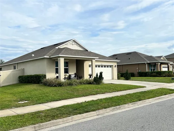 $415,000 | 5240 Greenheart Ave Mount, Mount Dora, FL 32757