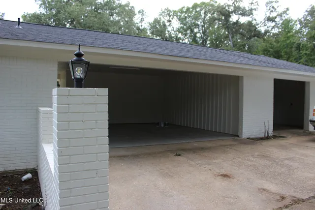 $235,000 | 137 Highway 9, Pittsboro, MS 38951