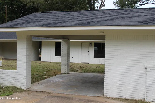 $235,000 | 137 Highway 9, Pittsboro, MS 38951