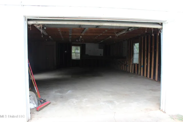 $235,000 | 137 Highway 9, Pittsboro, MS 38951