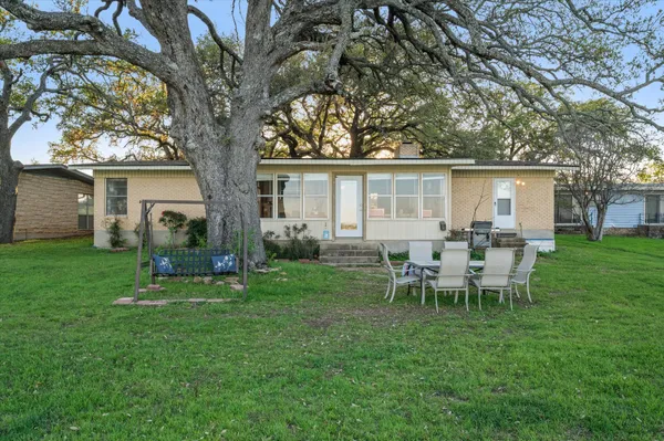 $650,000 | 210 Lake Loop, Tow, TX 78672