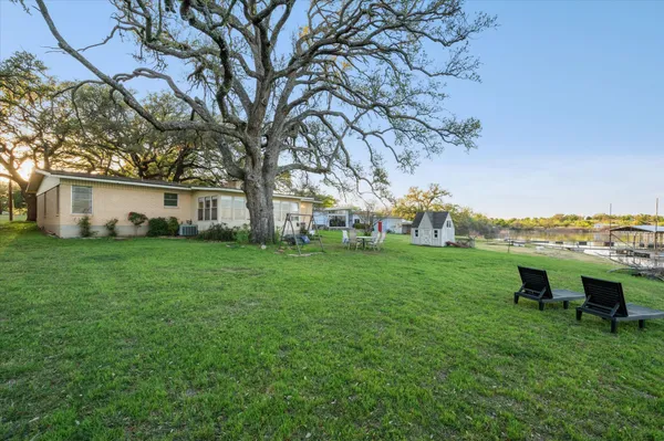 $650,000 | 210 Lake Loop, Tow, TX 78672