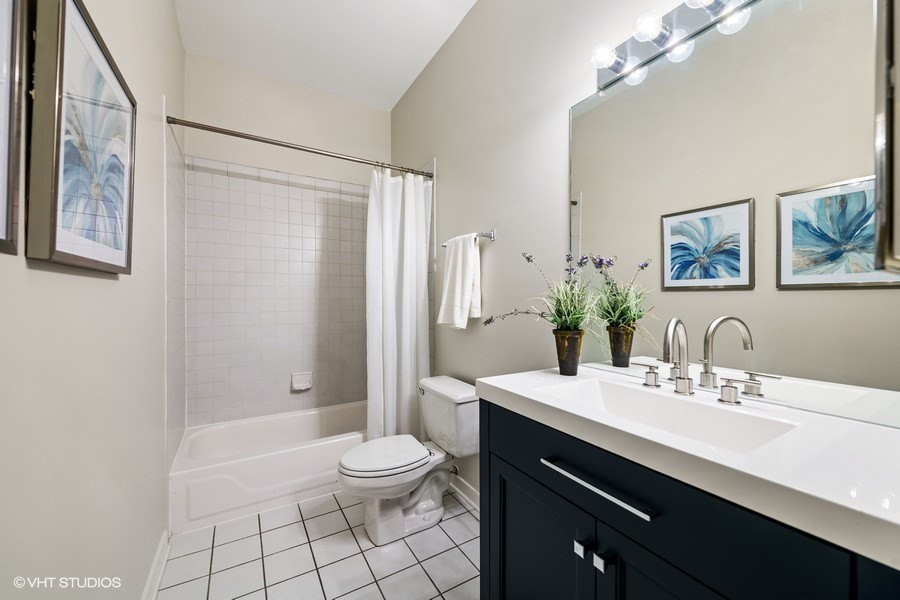 1349 West Fillmore Street, Unit A Chicago, IL 60607 - Photo 8 of 16