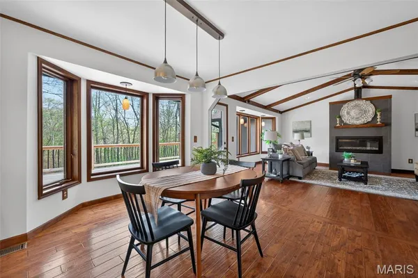 $675,000 | 35 Green View Drive, Defiance, MO 63341