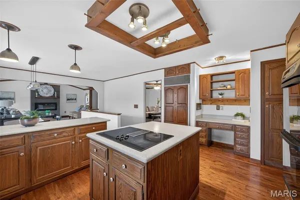 $675,000 | 35 Green View Drive, Defiance, MO 63341
