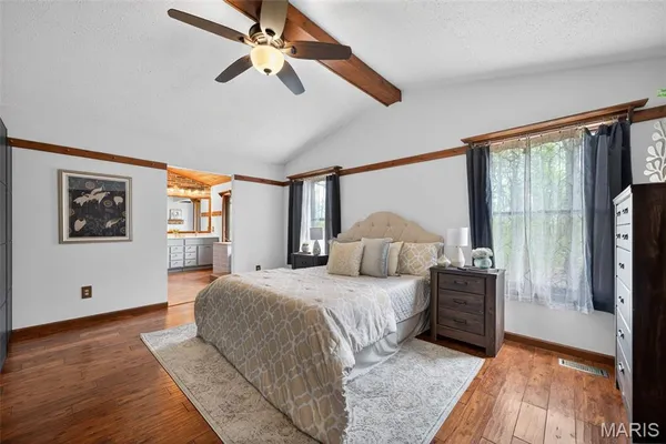 $675,000 | 35 Green View Drive, Defiance, MO 63341
