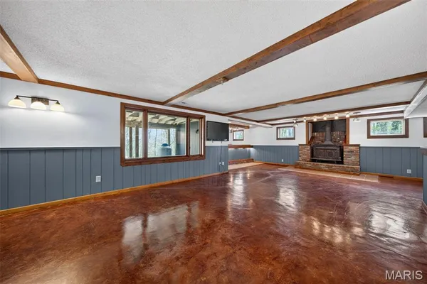 $675,000 | 35 Green View Drive, Defiance, MO 63341